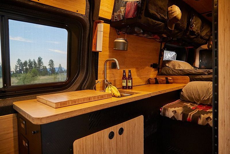 15 Best Sprinter Van Conversions [2022 Inspiration Guide!]